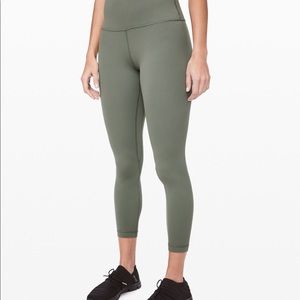 Align crop leggings